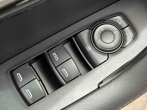 Used 2025 Chevrolet Blazer RS FWD image 20