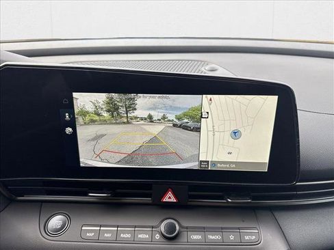 New 2025 Hyundai Elantra SEL image 13