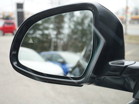 Used 2023 BMW X5 xDrive40i w/ Premium Package image 47