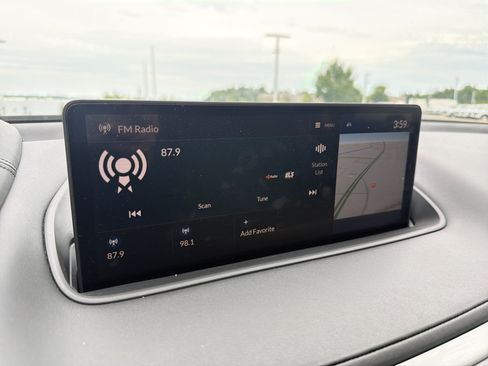 Certified 2023 Acura MDX SH-AWD w/ Technology Package image 23