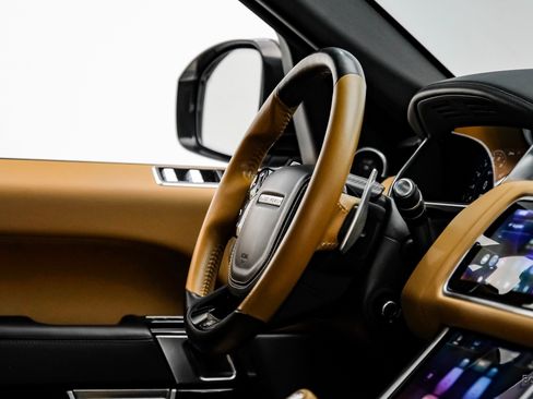 Used 2020 Land Rover Range Rover Sport SVR image 46