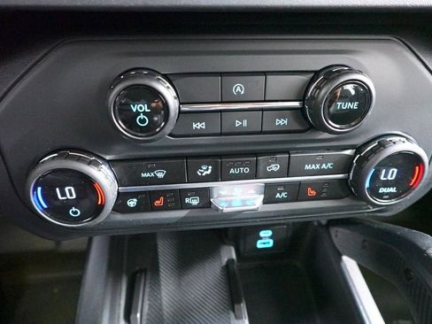 Used 2025 Ford Bronco Badlands image 20