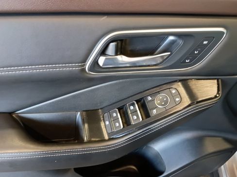 Used 2021 Nissan Rogue SL FWD image 36