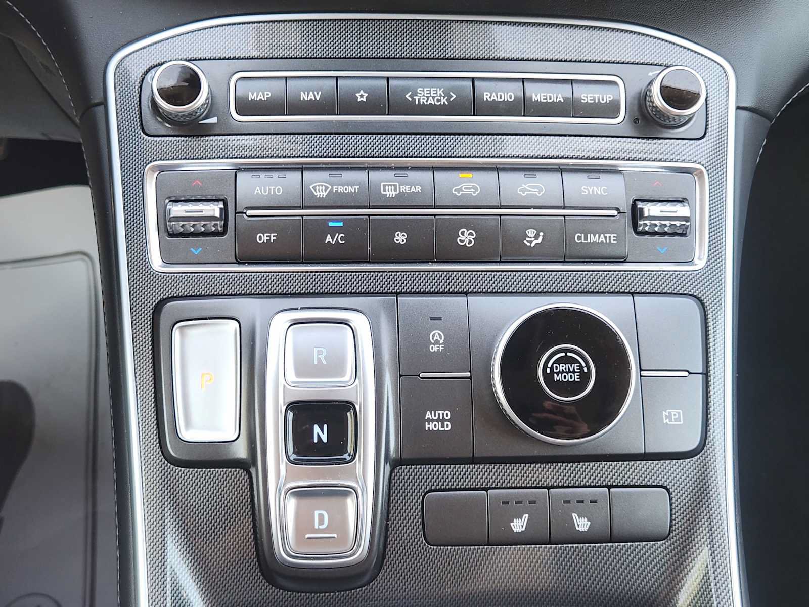 Used 2022 Hyundai Santa Fe SEL w/ Convenience + Premium Package FWD image 18