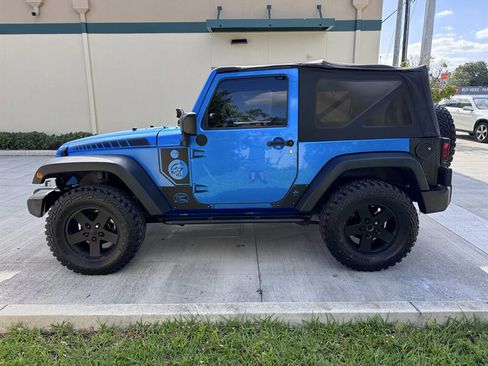Used 2015 Jeep Wrangler Sport AWD/4WD image 8