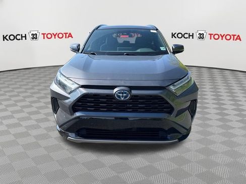 Used 2024 Toyota RAV4 SE w/ Convenience Package AWD/4WD image 2