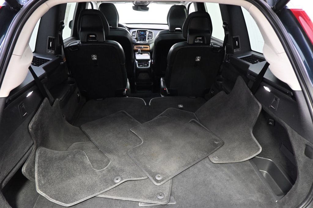 Used 2023 Volvo XC90 T8 Plus AWD/4WD image 19