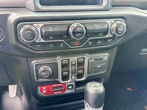 Used 2022 Jeep Wrangler Unlimited Rubicon 4xe w/ Safety Group image 14