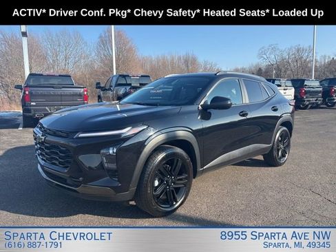 Used 2024 Chevrolet Trax ACTIV w/ Driver Confidence Package image 1