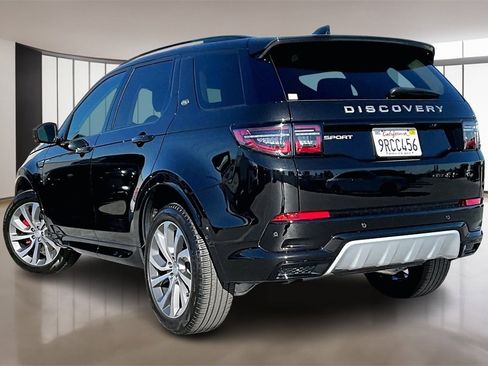 Used 2025 Land Rover Discovery Sport S image 4