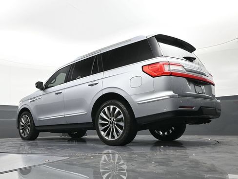 Used 2020 Lincoln Navigator Reserve w/ Luxury Package AWD/4WD image 22