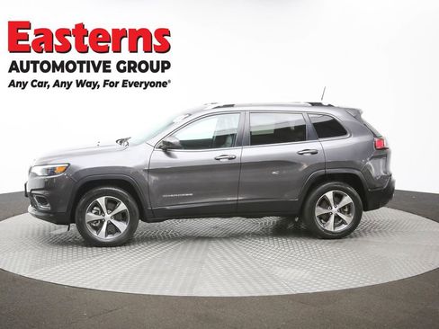 Used 2021 Jeep Cherokee Limited image 56