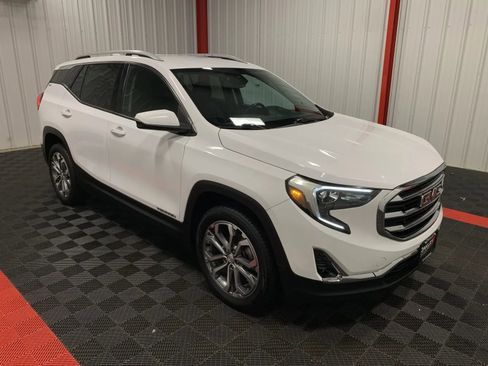 Used 2021 GMC Terrain SLT image 5