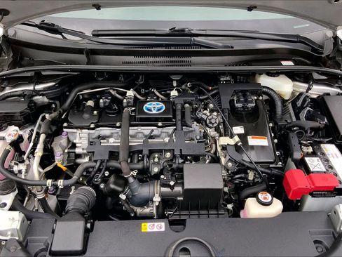 Used 2021 Toyota Corolla LE FWD image 31