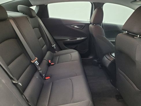 Used 2025 Chevrolet Malibu LS FWD image 19