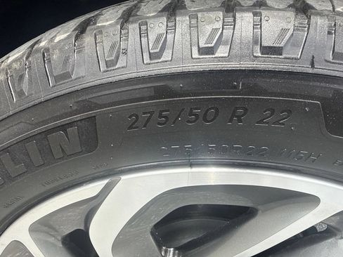 Used 2025 Lincoln Navigator Reserve AWD/4WD image 19