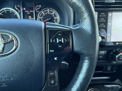 Certified 2024 Toyota 4Runner TRD Off-Road Premium image 22