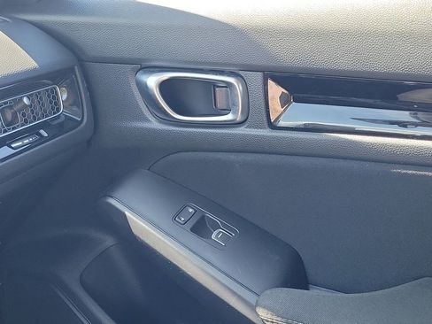 Used 2022 Honda Civic EX image 16