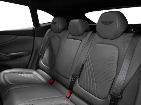 Used 2021 Aston Martin DBX image 36