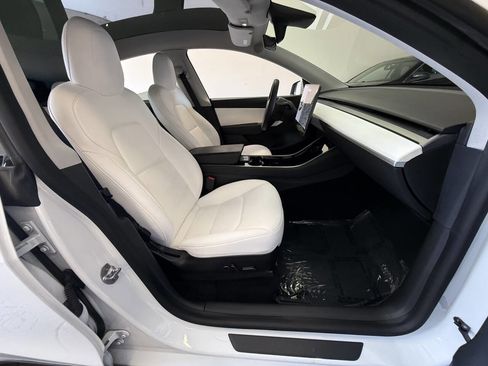 Used 2021 Tesla Model Y Performance AWD/4WD image 28