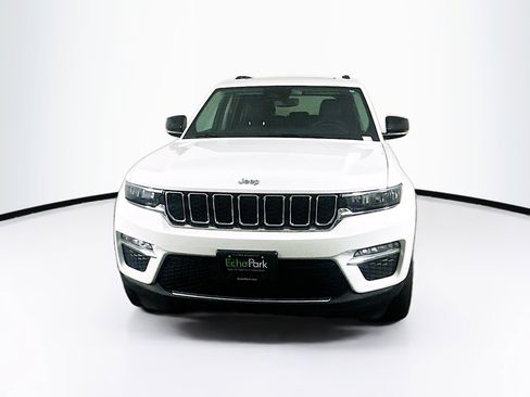 Used 2023 Jeep Grand Cherokee 4WD 4xe image 2