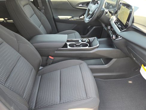 New 2026 Chevrolet Equinox LT w/ Midnight Edition image 10