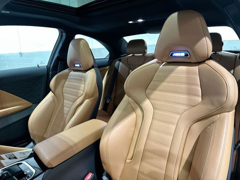 Used 2024 BMW M2 w/ Lighting Package image 10