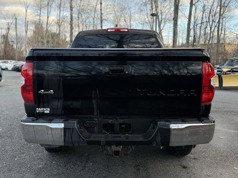 Used 2017 Toyota Tundra SR5 image 4