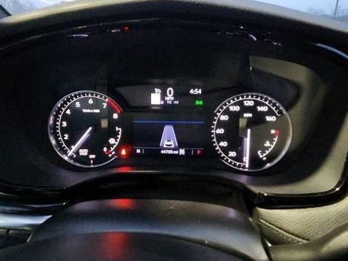 Used 2024 Cadillac XT5 Premium Luxury image 11