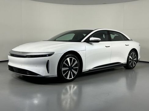Used 2024 Lucid Air Touring AWD/4WD image 3
