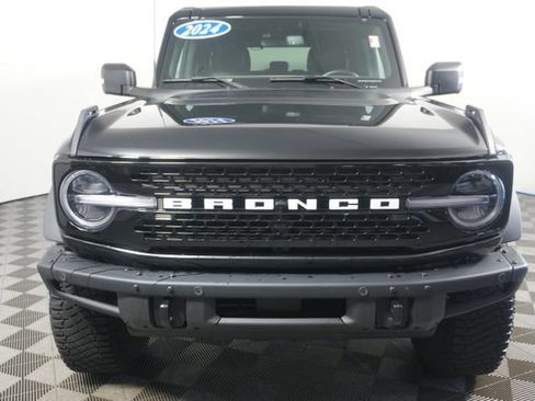 Certified 2024 Ford Bronco Wildtrak AWD/4WD image 8