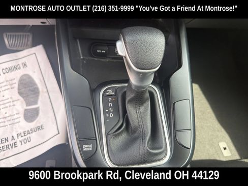 Used 2024 Kia Soul LX w/ Option Group 015 FWD image 17