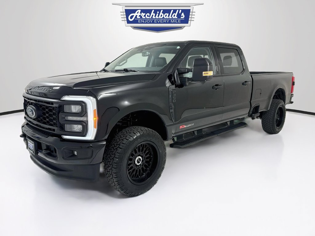 Used 2023 Ford F350 Lariat w/ Sport Appearance Package AWD/4WD image 3