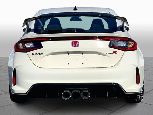Used 2024 Honda Civic Type R image 4