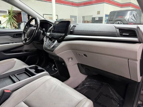Used 2019 Honda Odyssey Touring image 16