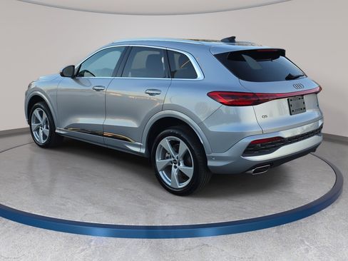 New 2025 Audi Q5 Premium Plus image 7