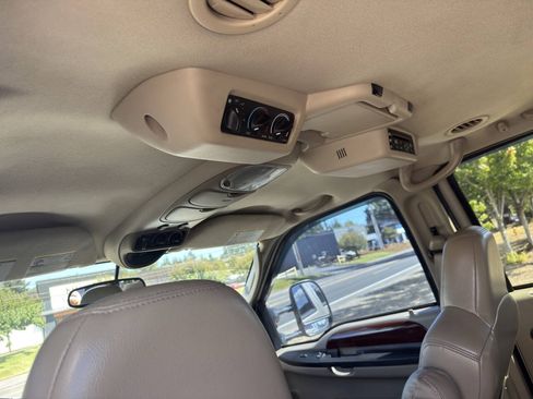 Used 2005 Ford Excursion Limited AWD/4WD image 15