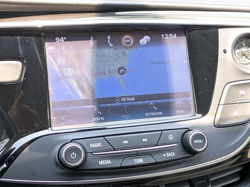 Used 2020 Buick Envision Essence w/ Experience Buick Package FWD image 23