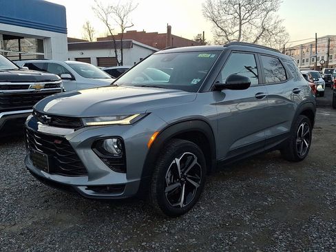 Used 2023 Chevrolet TrailBlazer RS image 4
