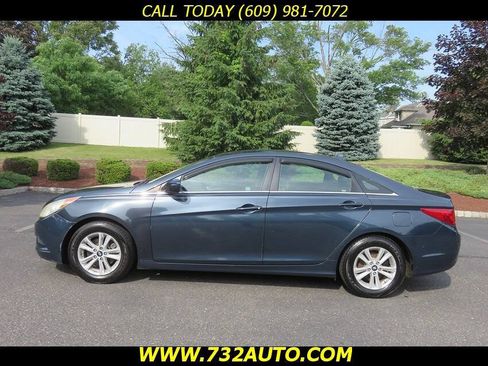 Used 2011 Hyundai Sonata GLS w/ Popular Equipment Pkg 2 FWD image 2