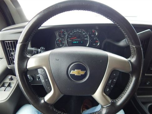 Used 2017 Chevrolet Express 3500 LT w/ LT Preferred Equipment Group image 20