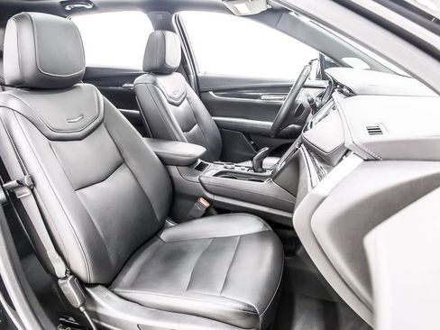 Used 2020 Cadillac XT5 Premium Luxury AWD/4WD image 33