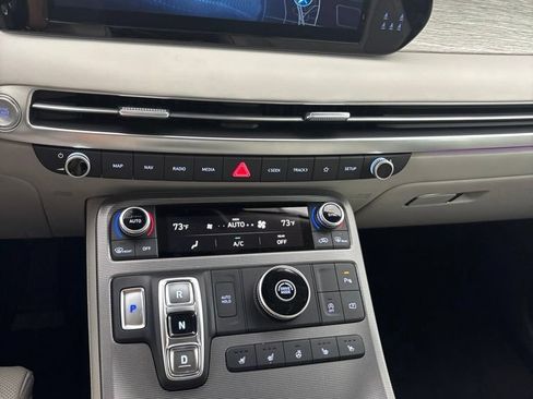 Used 2025 Hyundai Palisade Calligraphy FWD image 10