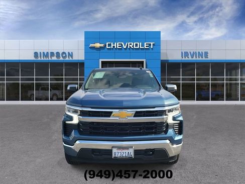Used 2024 Chevrolet Silverado 1500 LT image 3