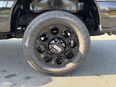 Used 2024 Ford F250 XLT w/ Black Appearance Package image 13