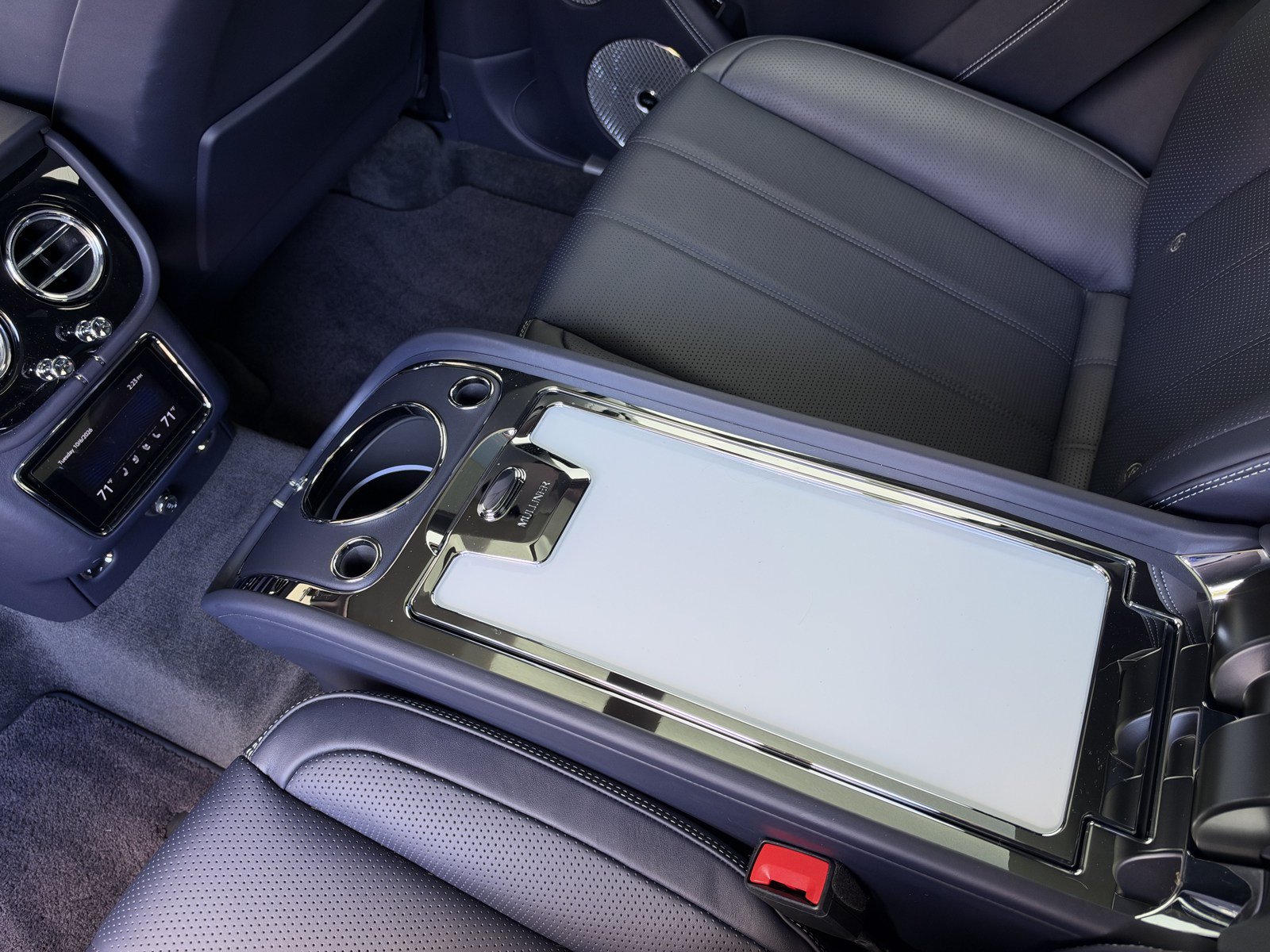 Certified 2021 Bentley Bentayga AWD/4WD image 35