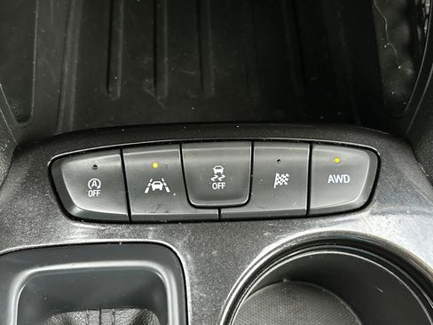 Used 2021 Chevrolet TrailBlazer LT image 17