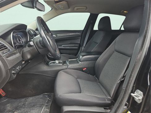 Used 2022 Chrysler 300 Touring w/ Sport Appearance Package RWD image 11
