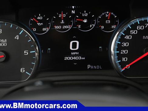 Used 2017 GMC Yukon Denali w/ Open Road Package AWD/4WD image 49