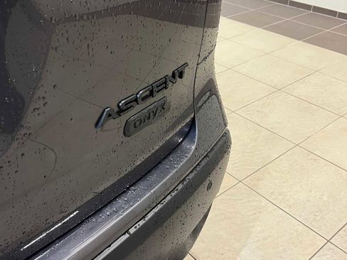 Used 2023 Subaru Ascent Onyx Edition Limited image 8